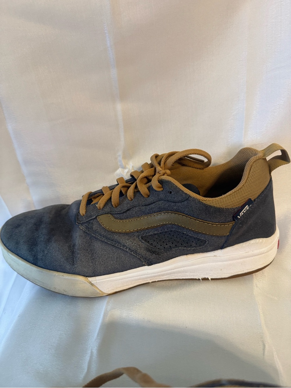 VANS - Picture 7 of 7